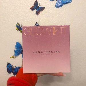 Anastasia glowkit in sugar